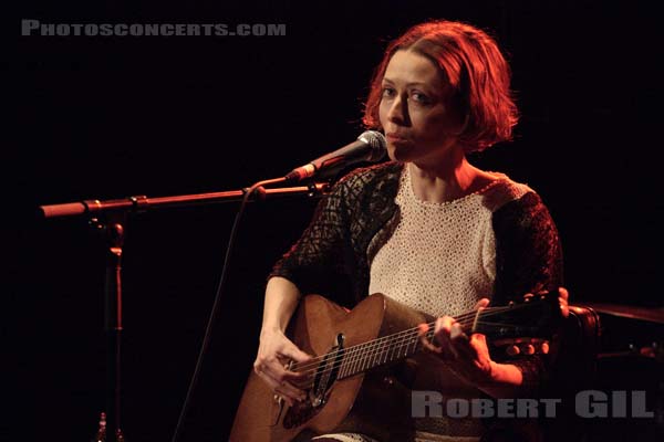 SIMONE WHITE - 2008-04-10 - PARIS - La Maroquinerie - Simone White
